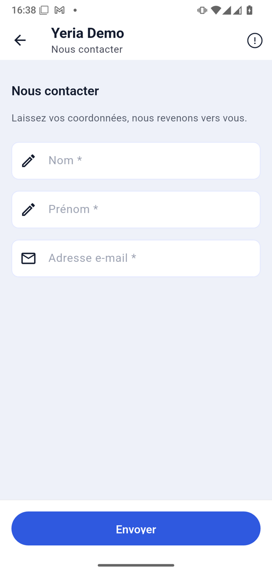 La fiche contact du code ci-contre, rendue dans l'application Yeria : champs Nom, Prénom, Adresse e-mail et bouton Envoyer.